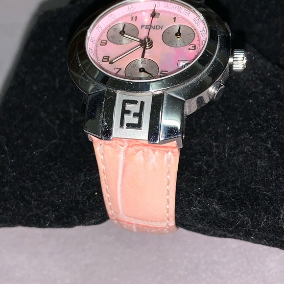 Authentic FENDI Orologi Zucca Chronograph Mother of Pearl Pink Dial 4500L Watch - Picture 2 of 13